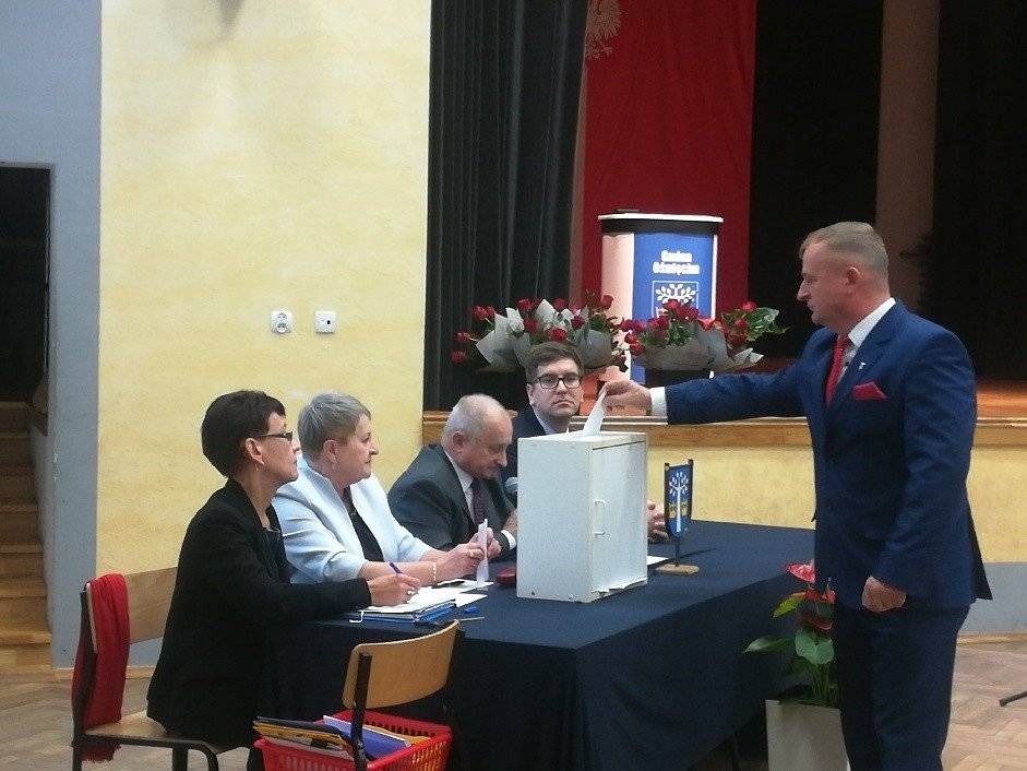 GMINA OŚWIĘCIM. - Nie przewróci mi się w głowie - zapewnia wójt Mirosław Smolarek