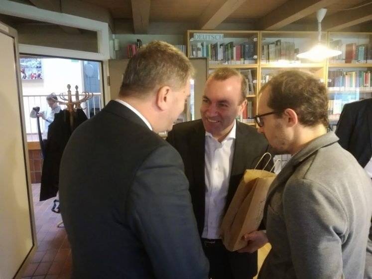 OŚWIĘCIM. Kandydat na szefa Komisji Europejskiej z wizytą w Domu Spotkań
