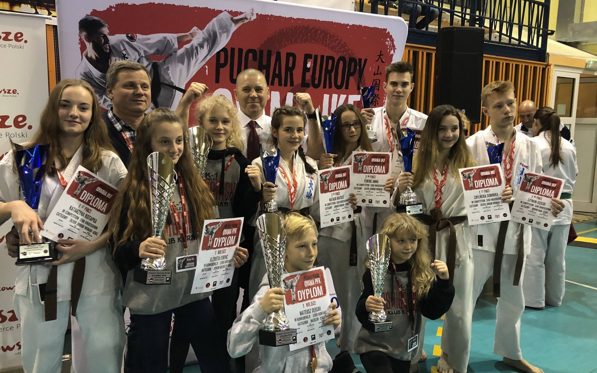 SPORTY WALKI. Medalowe żniwa oświęcimskich karateków