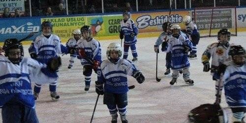 MINI-HOKEJ. Biało-niebiescy jadą do Warszawy!