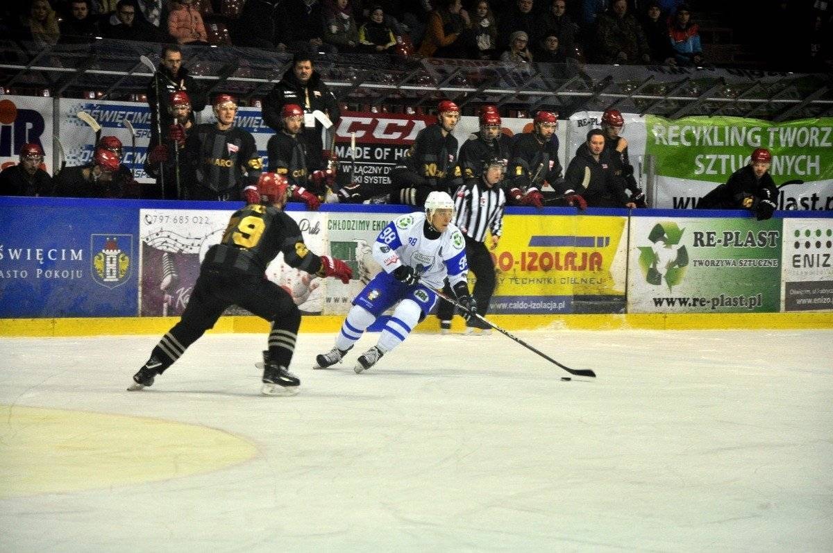 HOKEJ NA LODZIE. Dreszczowiec pod Wawelem!