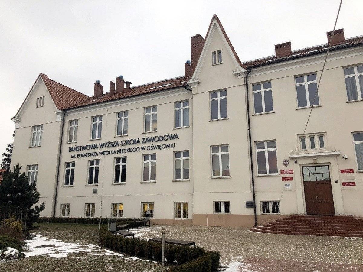 OŚWIĘCIM. Związkowcy domagają się 600 zł podwyżki dla pracowników obsługi i administracji PWSZ