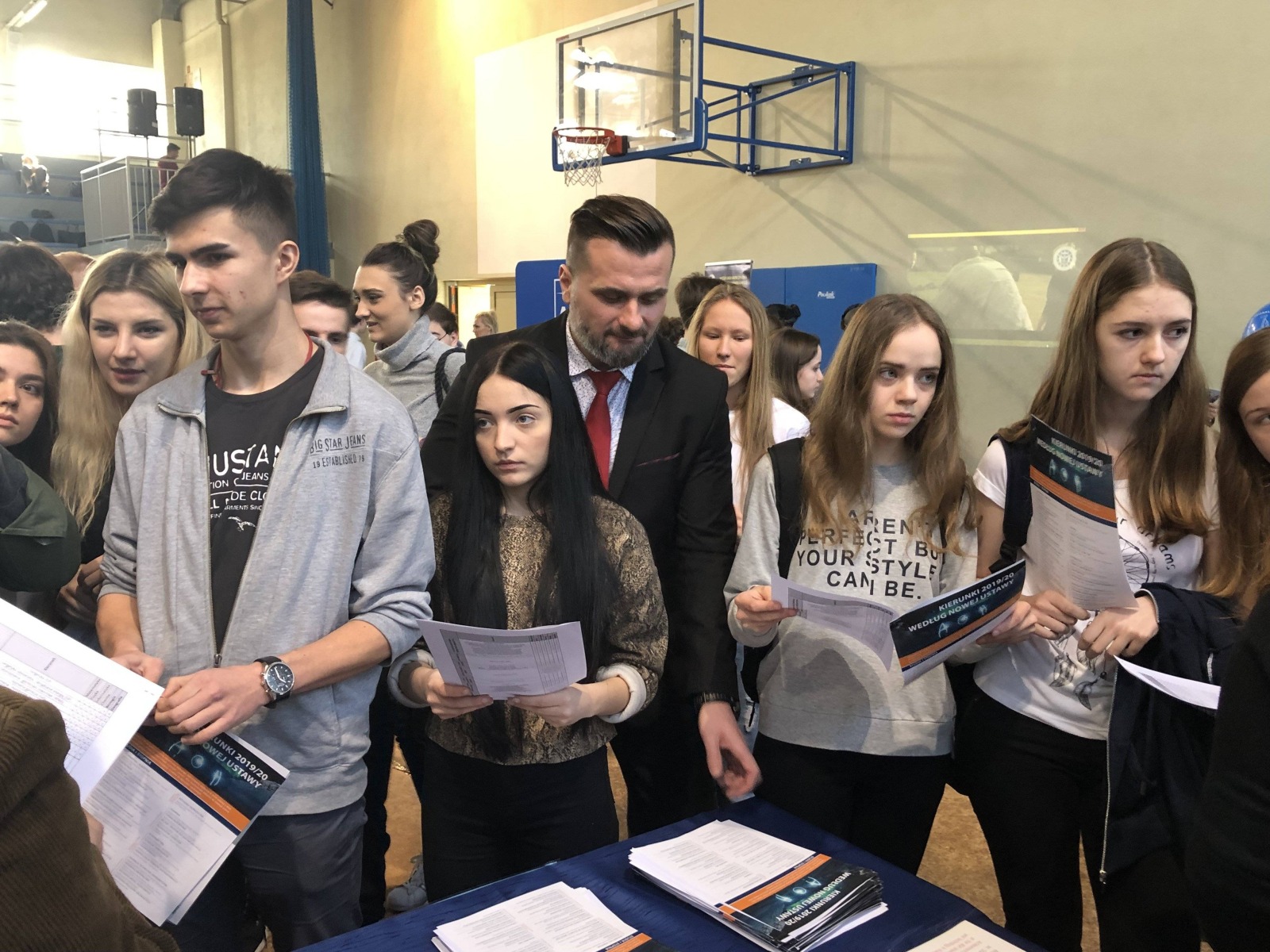 POWIAT. Targi Akademickie: Jaką uczelnię wybrać? Oto jest pytanie