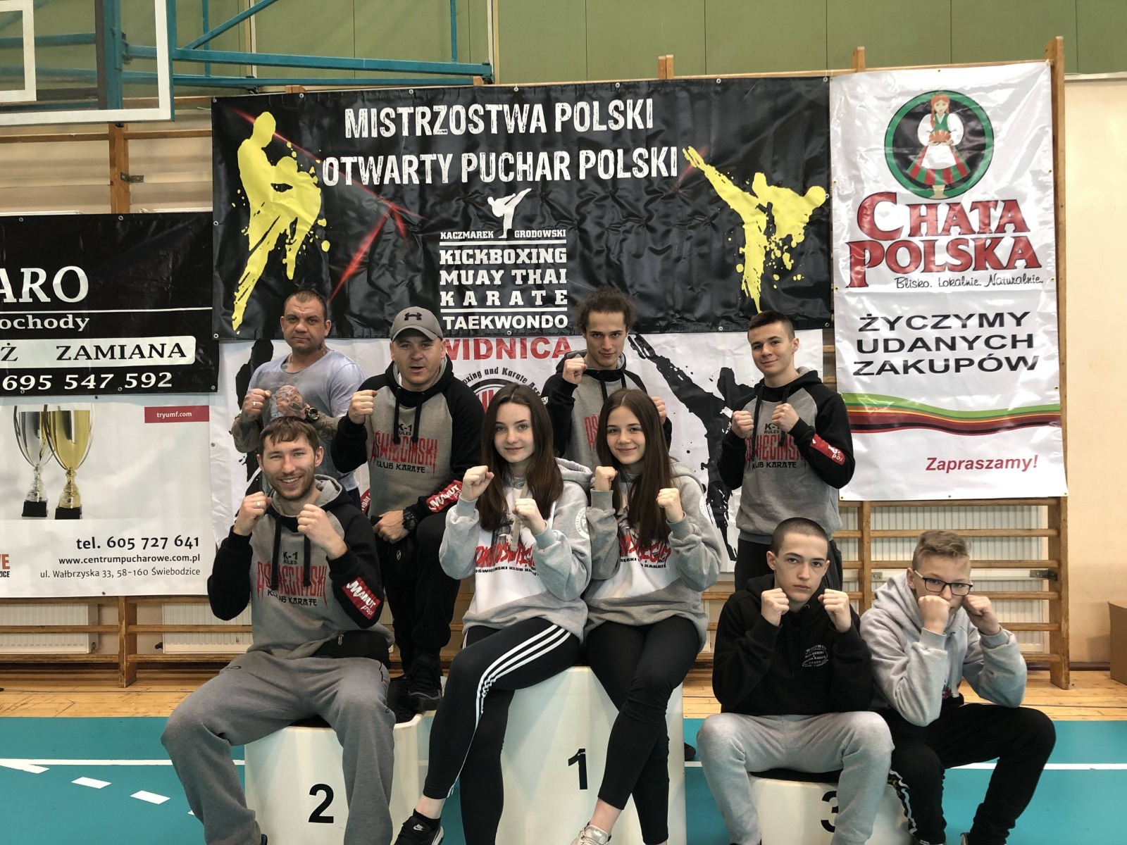 KICK-BOXING. Oświęcimianie polubili złoty kolor. Medalowy deszcz podczas mistrzostw Polski!