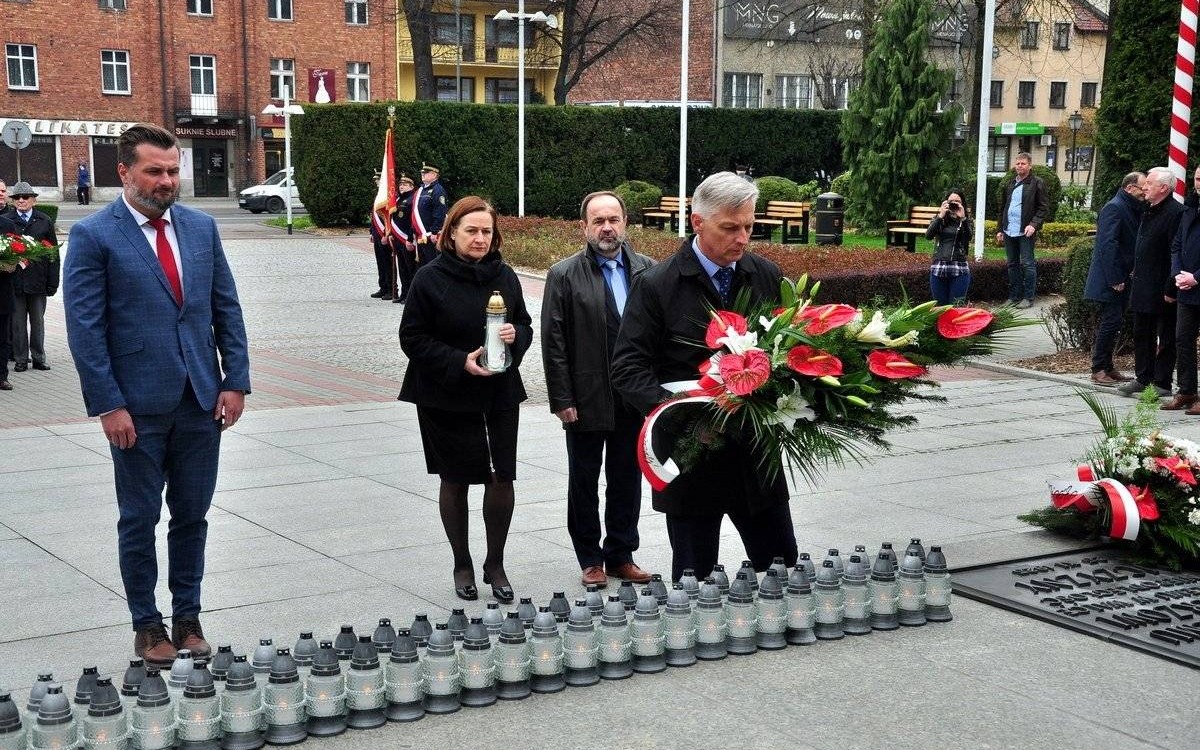 OŚWIĘCIM. Uczcili pamięć ofiar katastrofy lotniczej pod Smoleńskiem