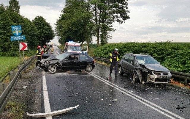 PRZECISZÓW. Czołówka na krajówce
