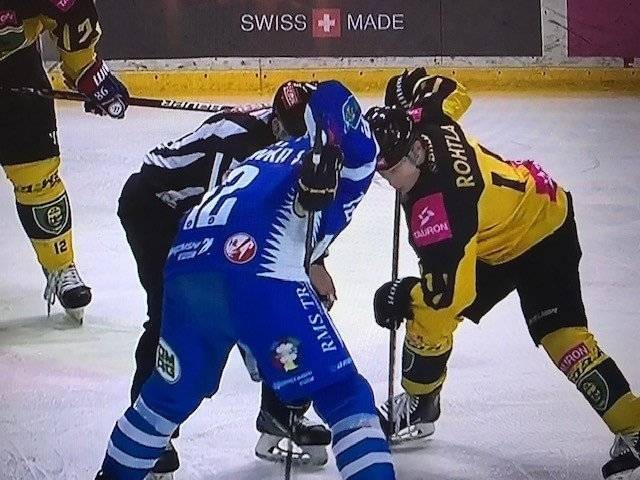 HOKEJ NA LODZIE. Otwarcie przy czeskiej granicy