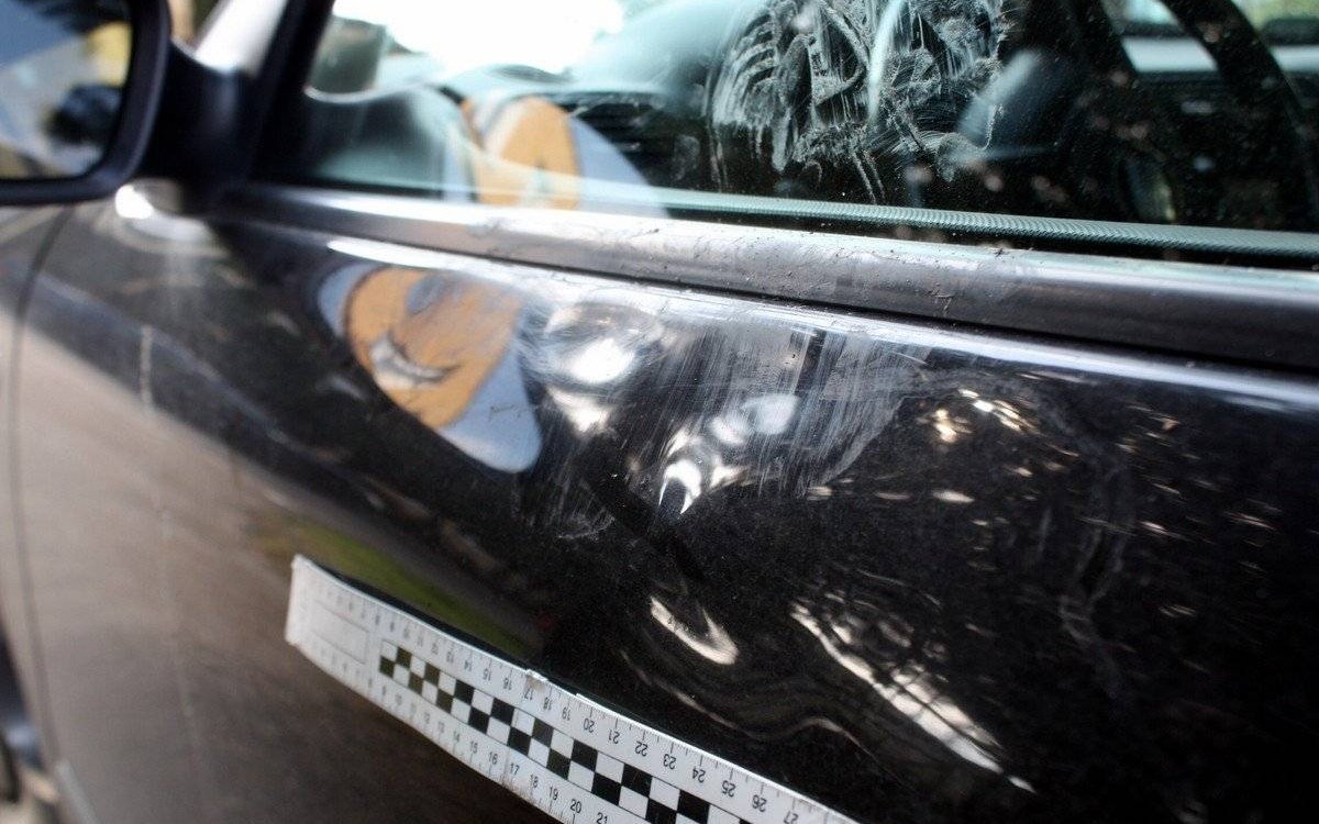 OŚWIĘCIM. 18-latek swoją złość wyładował na fordzie focusie