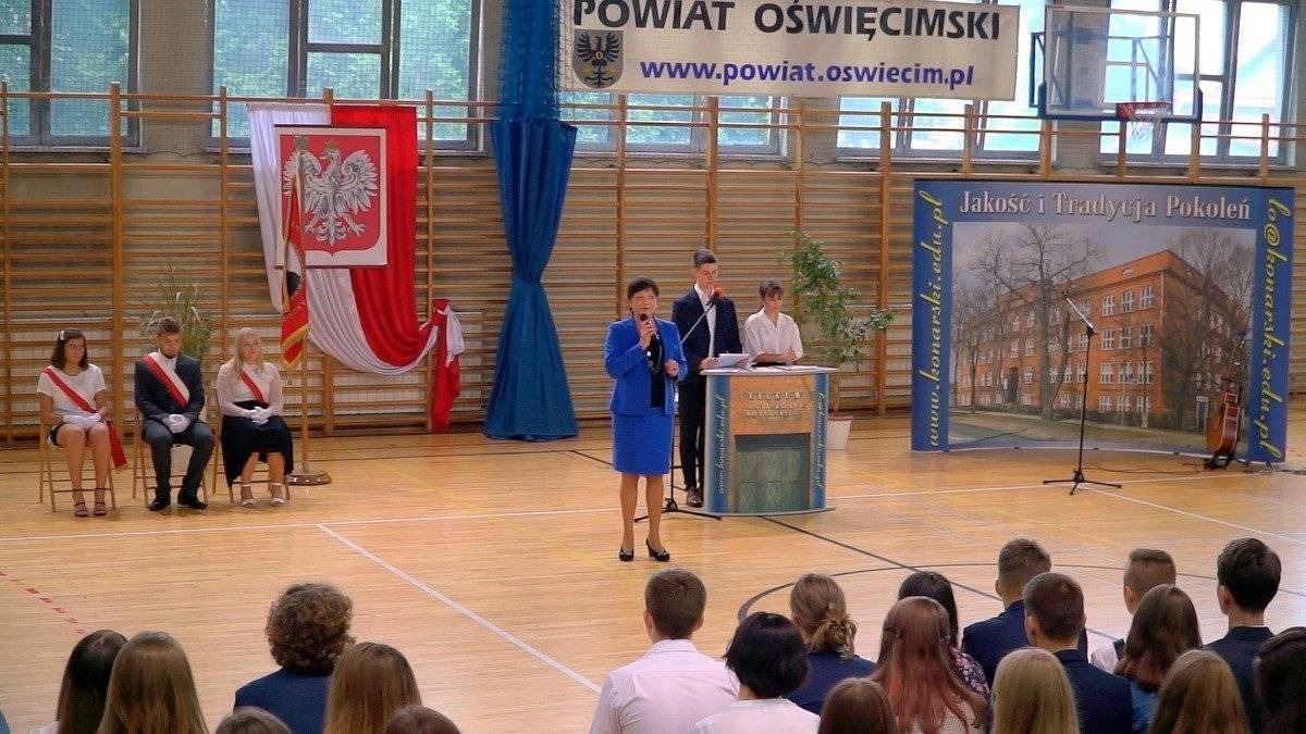 POWIAT. Po najdłuższych wakacjach w ostatnim czasie uczniowie wrócili do szkół