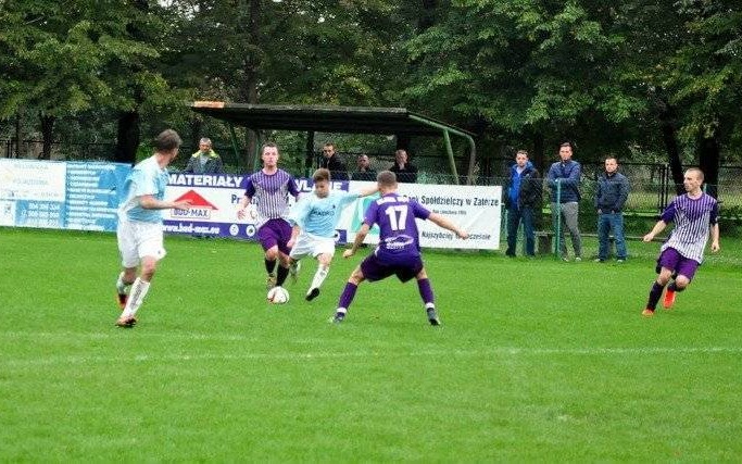 PIŁKA NOŻNA. Czwartoligowcy za burtą, czyli sypnęło pucharowymi niespodziankami