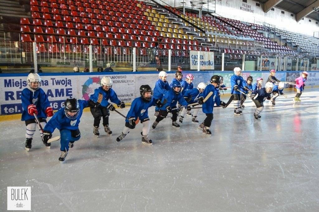 HOKEJ NA LODZIE. Najmłodszy narybek już trenuje!