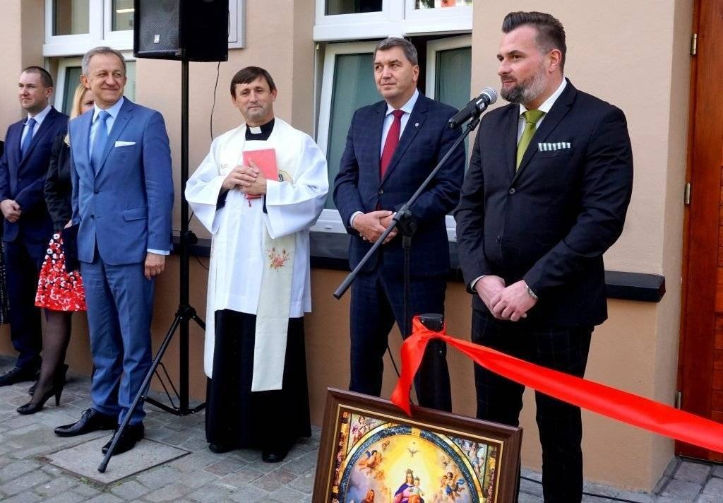 POWIAT. Oświęcim ma pierwszy w historii oświęcimskiej uczelni akademik