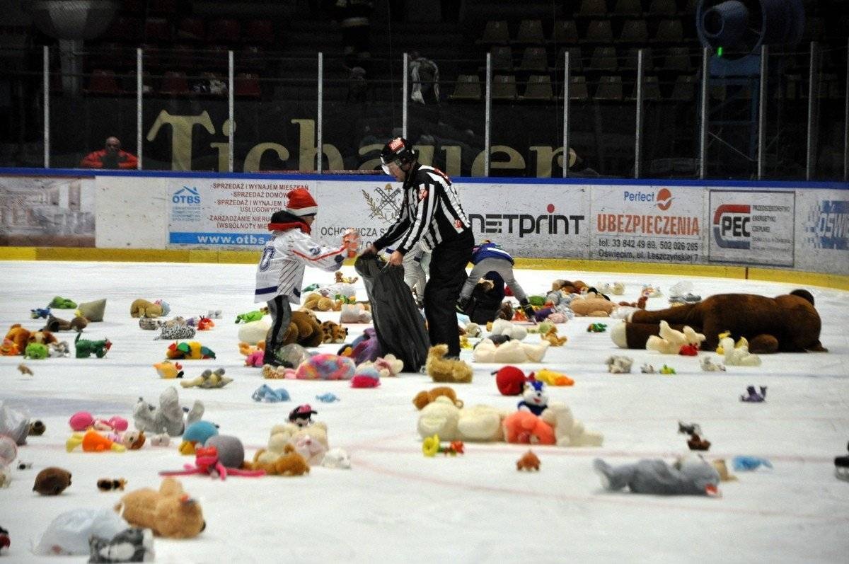 OŚWIĘCIM. Podczas tegorocznej akcji Teddy Bear Toos zebrano 25 worków z pluszakami