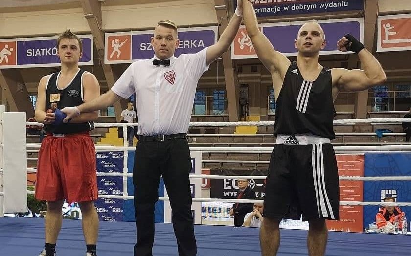 BOKS. "Złota Rękawica" dla Wiktora Czopka!
