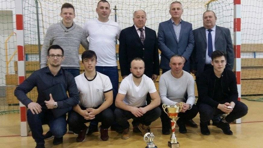 FUTBOL HALOWY. Oświęcimscy sędziowie obronili tytuł!