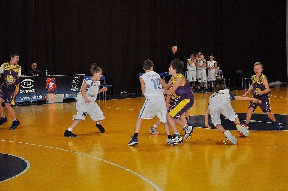 KOSZYKÓWKA. "Biała Gwiazda" w oświęcimskim cieniu