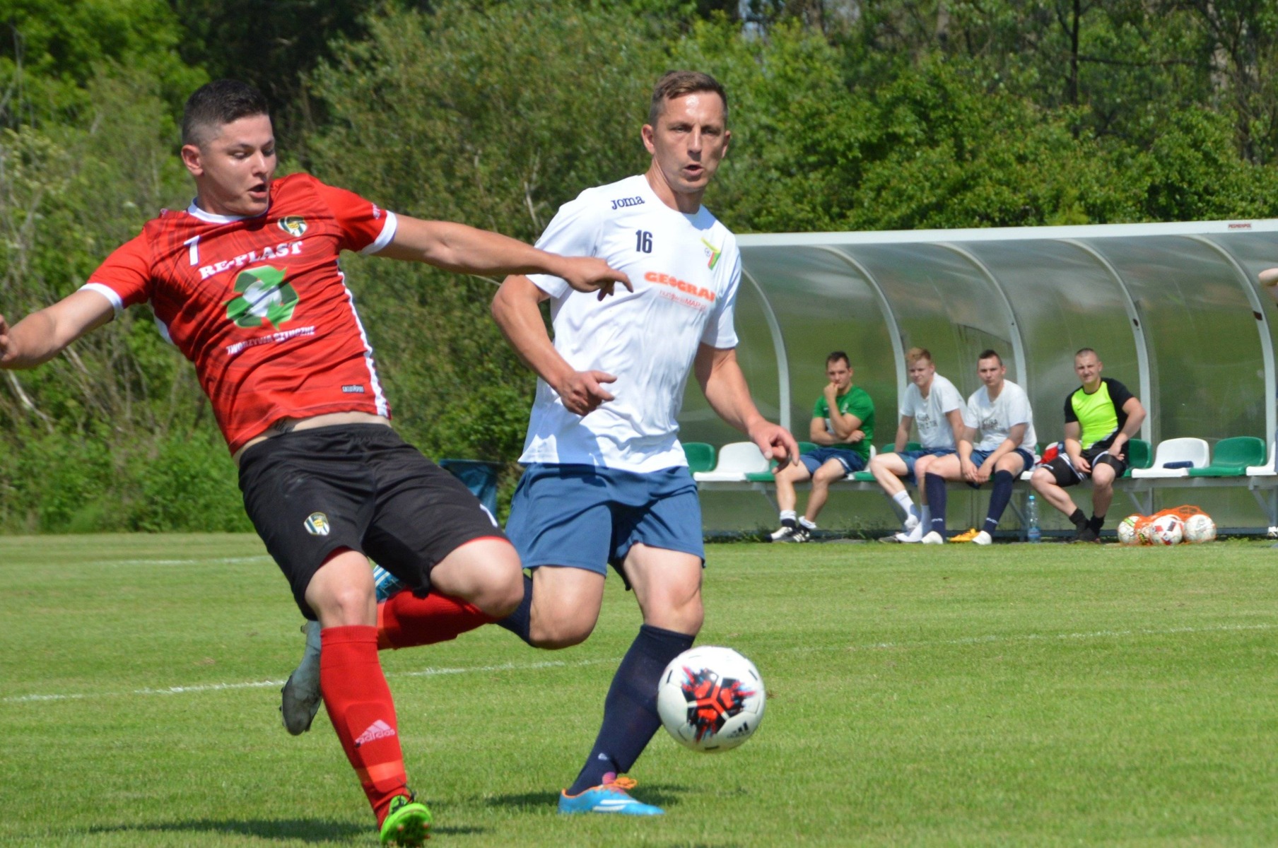 PIŁKA NOŻNA. Jesienne kalendarze w rozgrywkach czwartej i piątej ligi