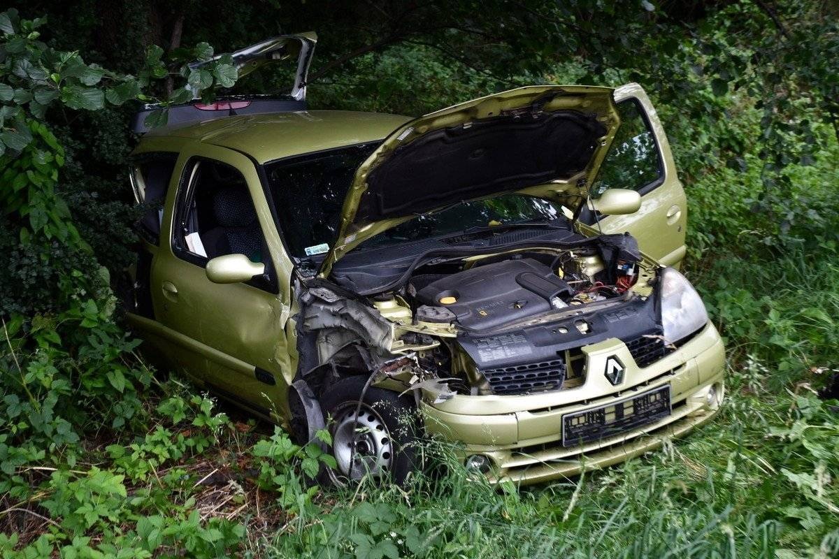 BOBREK. Na Krakowskiej zderzyły się trzy samochody. Jedna osoba trafiła do szpitala