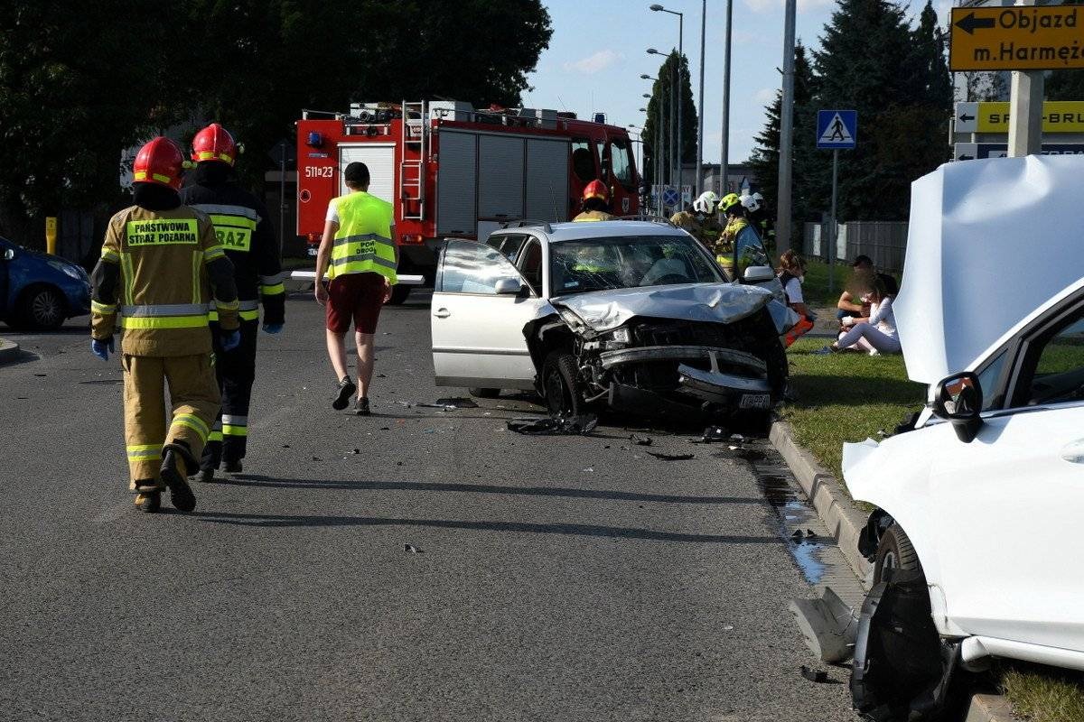 OŚWIĘCIM. W groźnie wyglądającej kolizji nikt nie ucierpiał