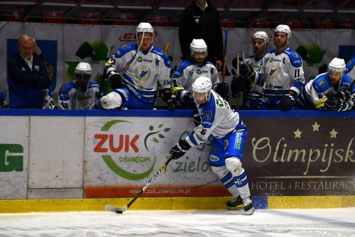 HOKEJ NA LODZIE. W hokejowym hicie z nieba do piekła...