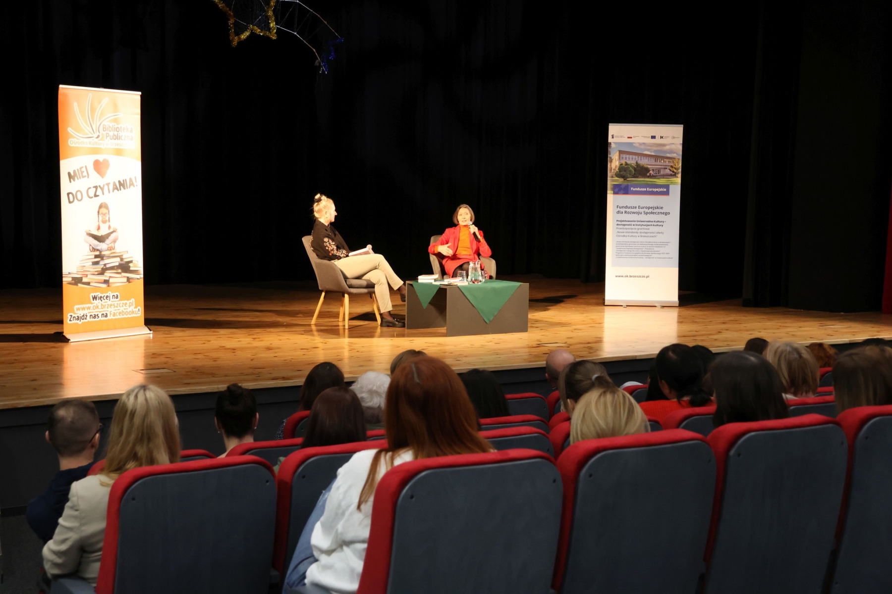 Tłumy na spotkaniu z Ewą Woydyłło