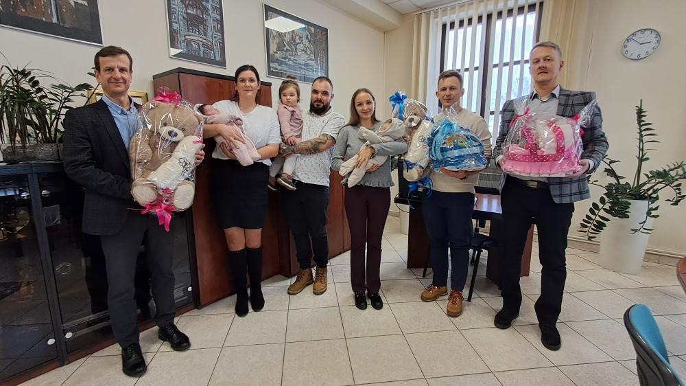 Pierwsi mieszkańcy 2026 roku powitani w Urzędzie Gminy Brzeszcze