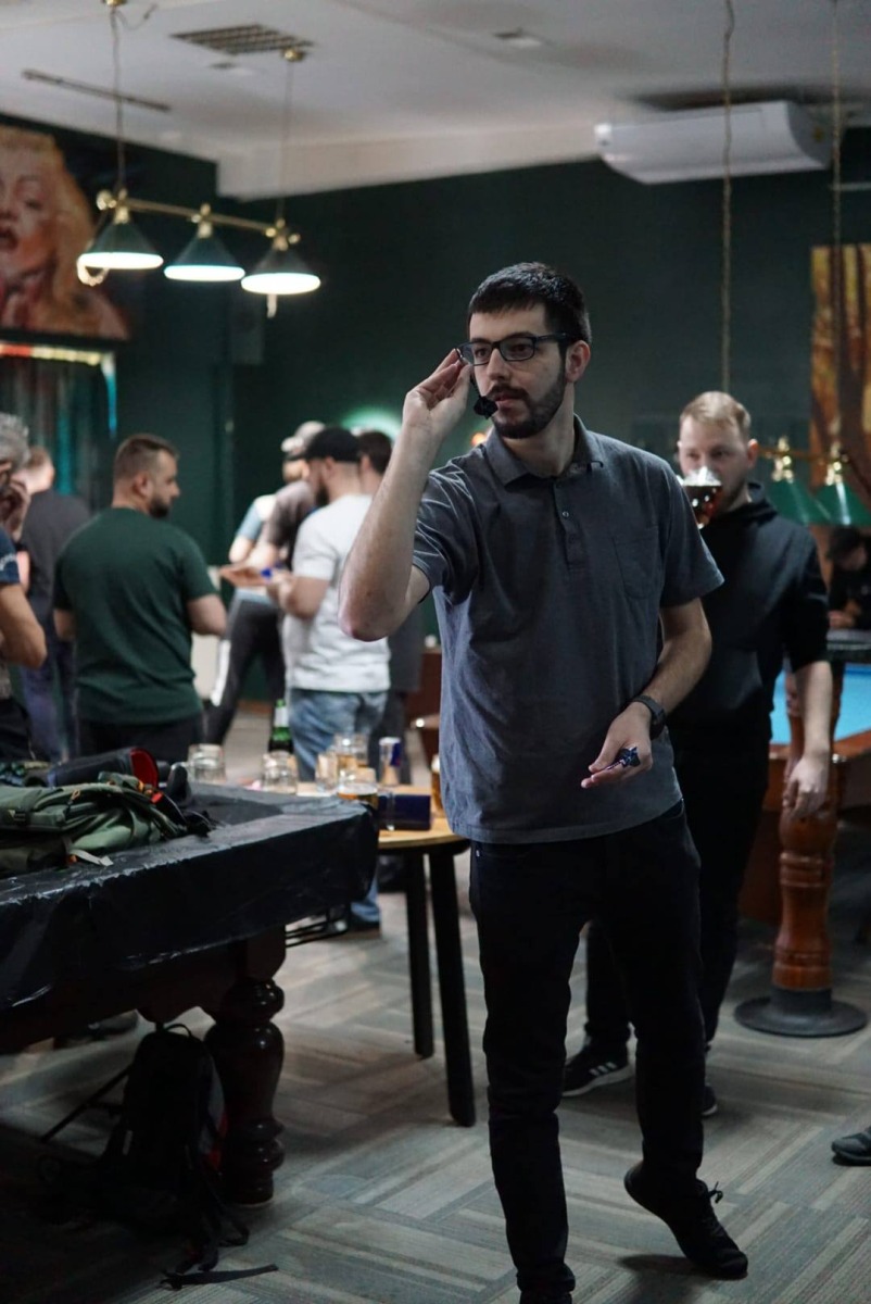 Dartowa społeczność w Brzeszczach rośnie. Pierwszy turniej w Bistro Bilard przyciągnął 34 zawodników