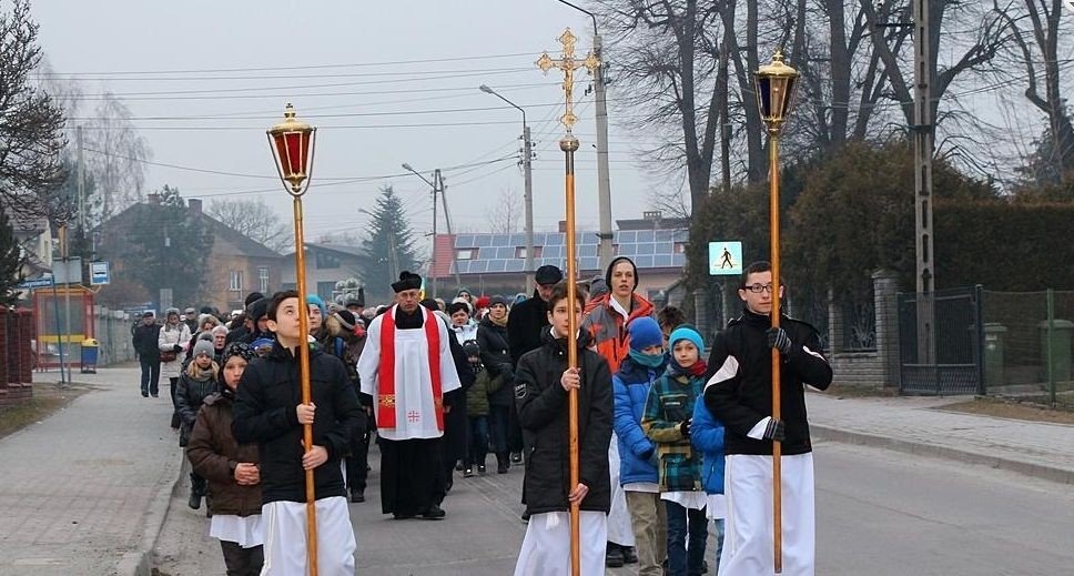 Droga Krzyżowa ulicami Brzeszcz i Jawiszowic - FOTO - InfoBrzeszcze.pl