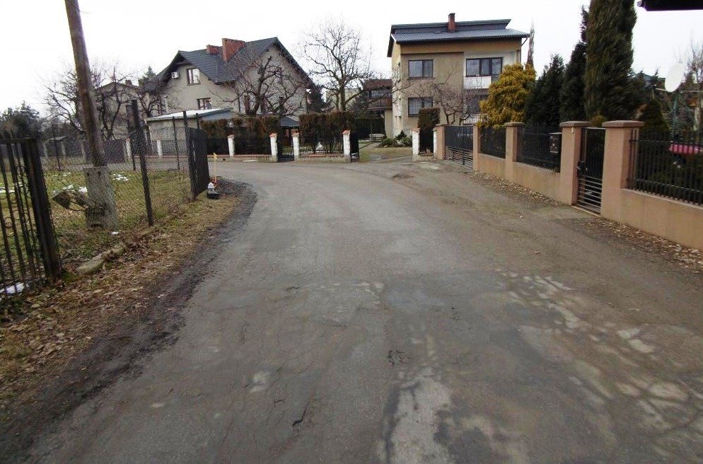 Przebudowa ulicy Aleja Dworska w Brzeszczach - InfoBrzeszcze.pl