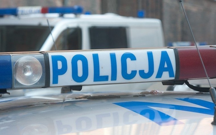 Brutalnie pobił interweniujących policjantów- jawiszowianin usłyszał zarzuty - InfoBrzeszcze.pl