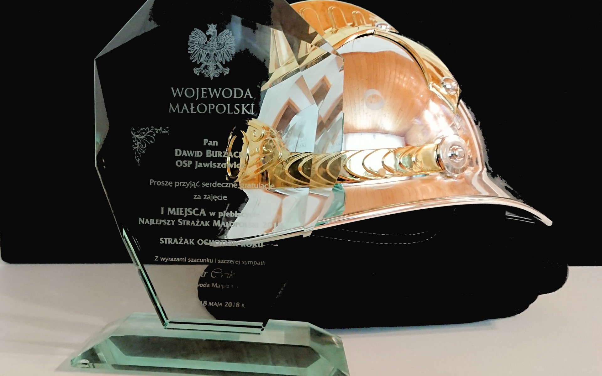 Mieszkaniec Brzeszcz Dawid Burzacki otrzymał tytuł Strażaka Roku - InfoBrzeszcze.pl