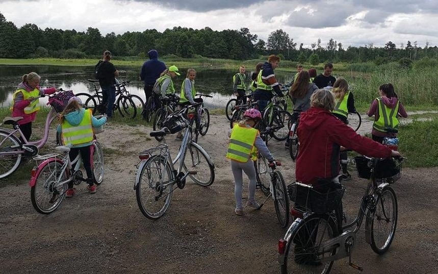 Edukacyjny rajd rowerowy - "Odkryj historię - szlakiem brzeszczańskich Miejsc Pamięci" - InfoBrzeszcze.pl