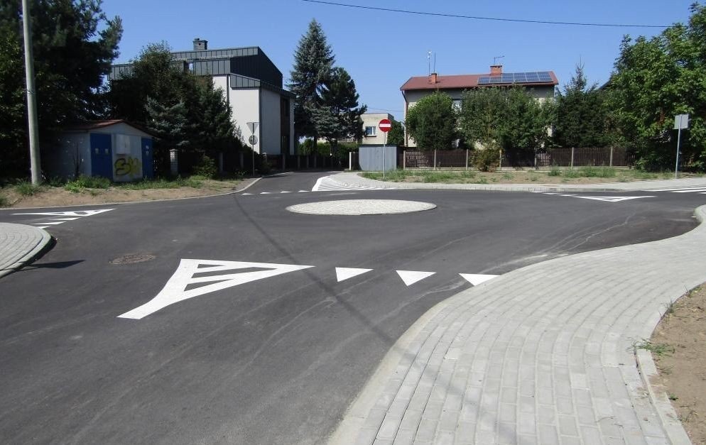 Przebudowa Dworskiej zakończona - InfoBrzeszcze.pl