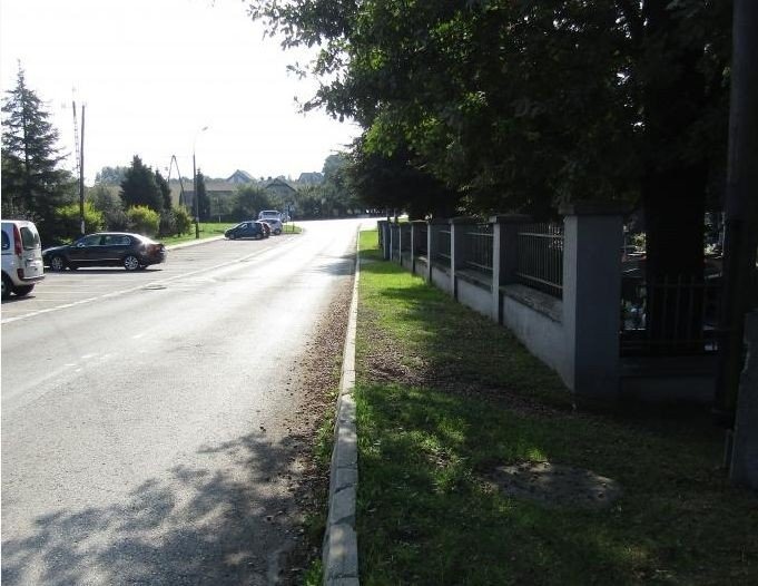 Przebudowa parkingu przy Cmentarzu Komunalnym w Brzeszczach rozpoczęta - InfoBrzeszcze.pl