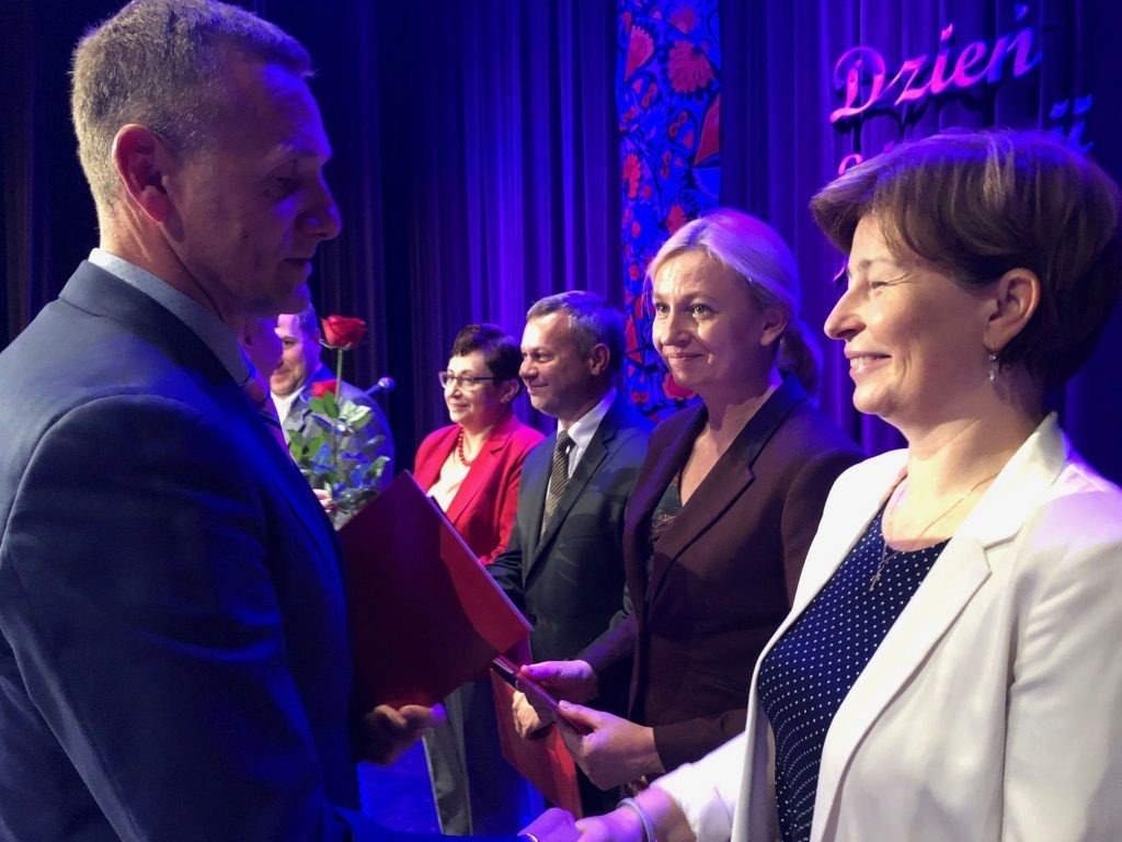 Powiatowe obchody Dnia Edukacji Narodowej - FOTO - InfoBrzeszcze.pl