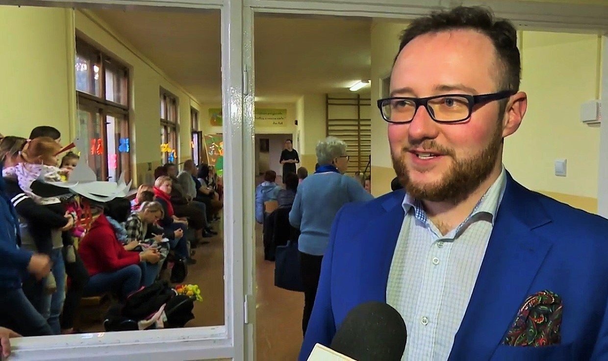 Walka o zasolańską podstawówkę- wygra siła argumentu czy argument siły? Radni „doradzają”… - InfoBrzeszcze.pl