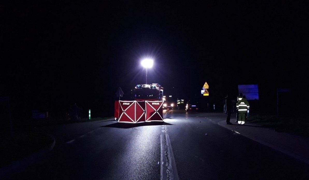 Tragiczny bilans wypadków na ulicy Ofiar Oświęcimia w Brzeszczach- nie żyje 1 osoba, 3 trafiły do szpitala -FOTO- InfoBrzeszcze.pl