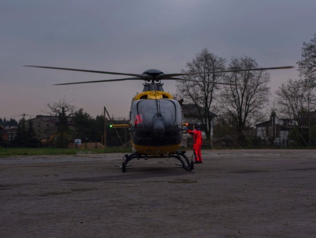 Śmigłowiec przetransportował chorego 6-latka - InfoBrzeszcze.pl