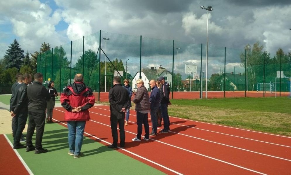 Boiska w Jawiszowicach i na Zasolu już po modernizacji - InfoBrzeszcze.pl