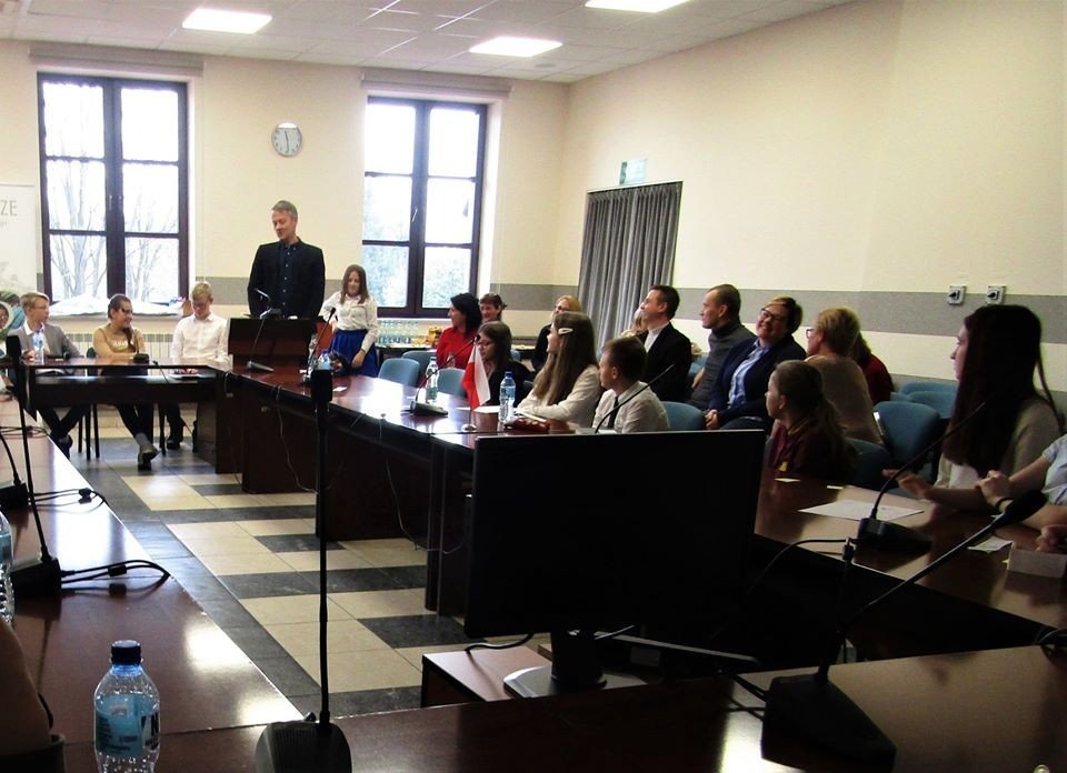 I Sesja Młodzieżowego Parlamentu Gminy Brzeszcze w roku szkolnym 2019/2020 - InfoBrzeszcze.pl