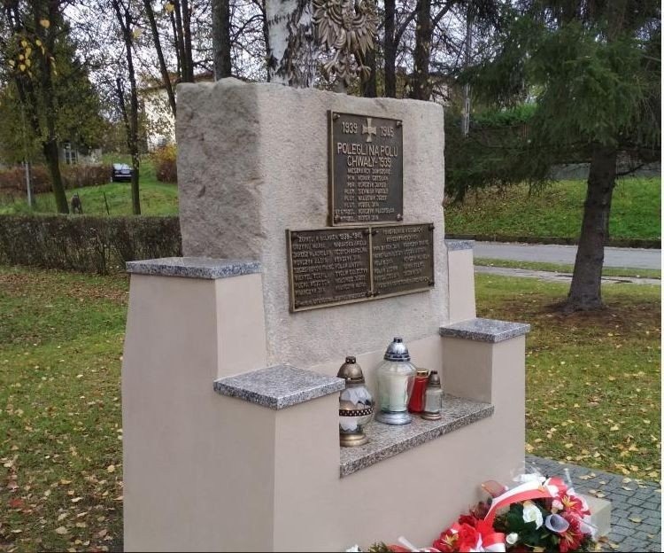 Odrestaurowano pomnik w Jawiszowicach - InfoBrzeszcze.pl
