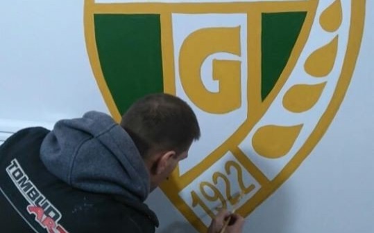 Remonty na obiekcie Górnika - InfoBrzeszcze.pl