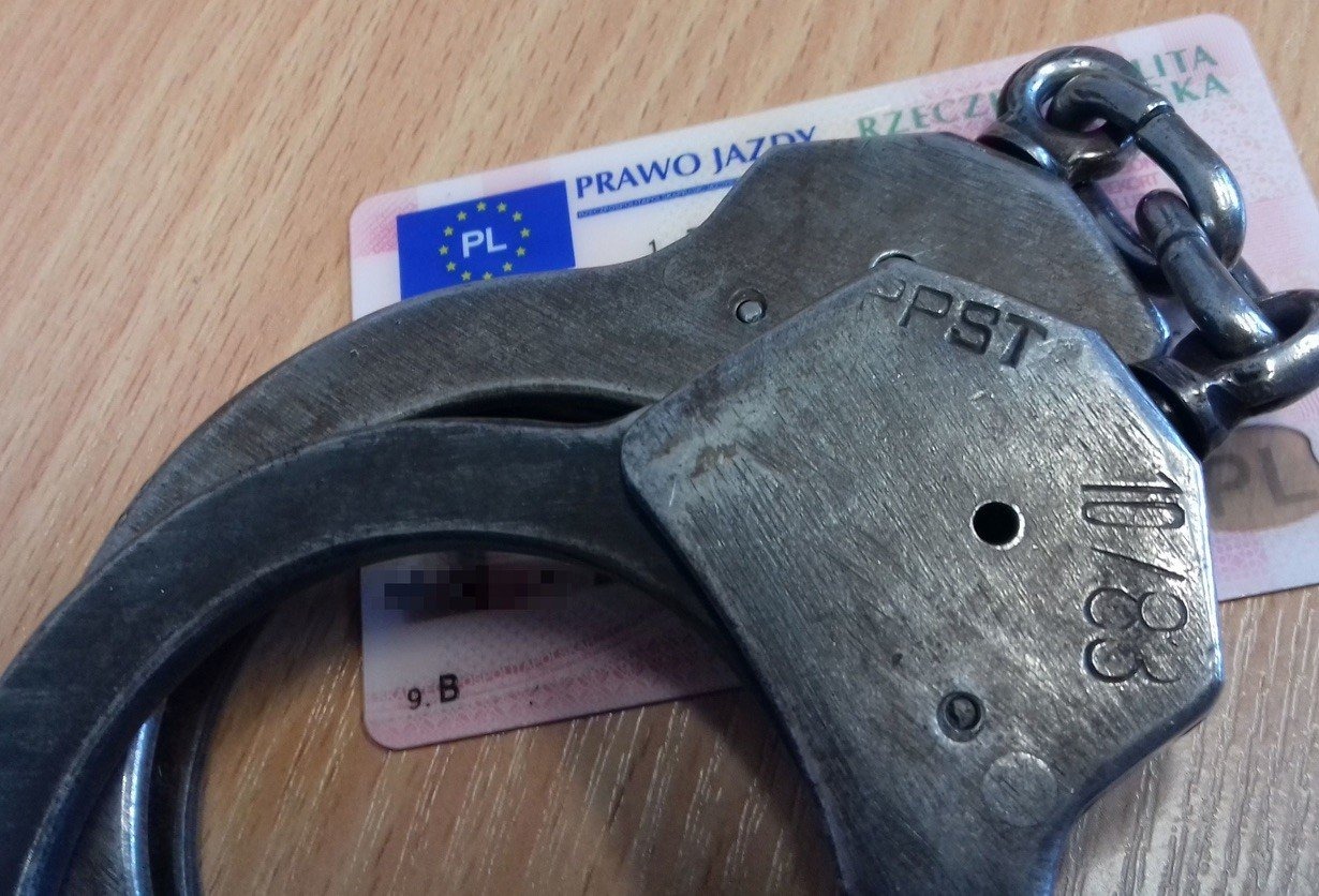 Za jazdę bez uprawnień grożą mu dwa lata więzienia - InfoBrzeszcze.pl