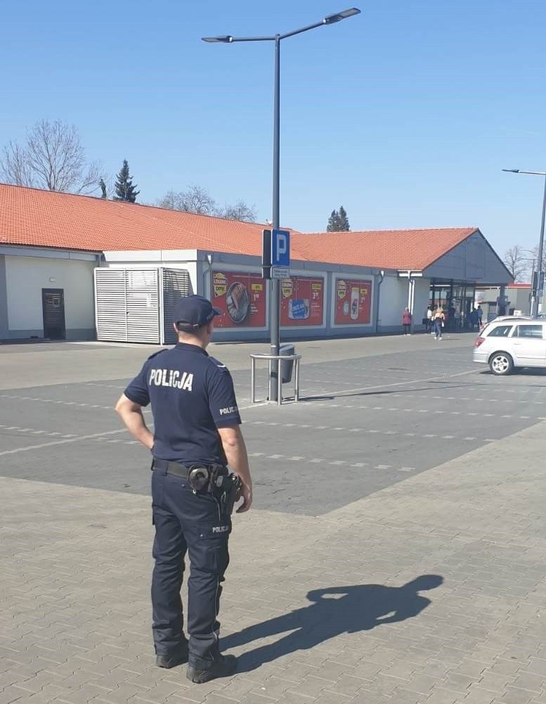 Policjanci przypominają: Robiąc przedświąteczne zakupy,  pamiętaj o zasadach bezpieczeństwa - InfoBrzeszcze.pl
