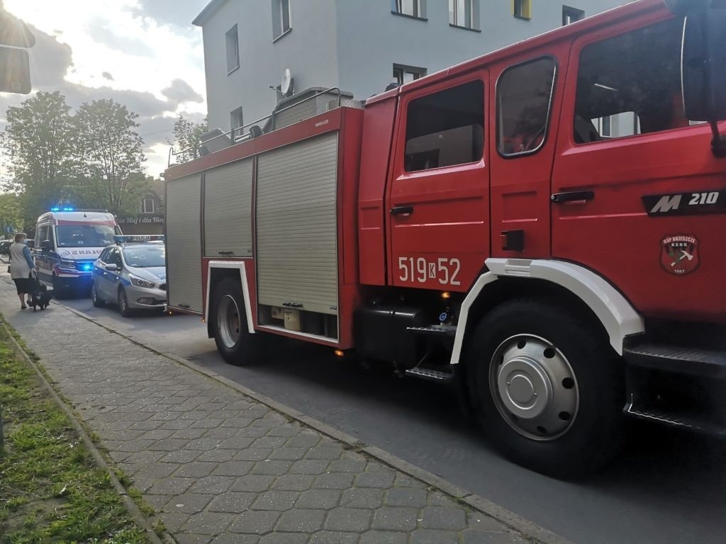 Tragiczny finał interwencji służb przy ulicy Mickiewicza - InfoBrzeszcze.pl