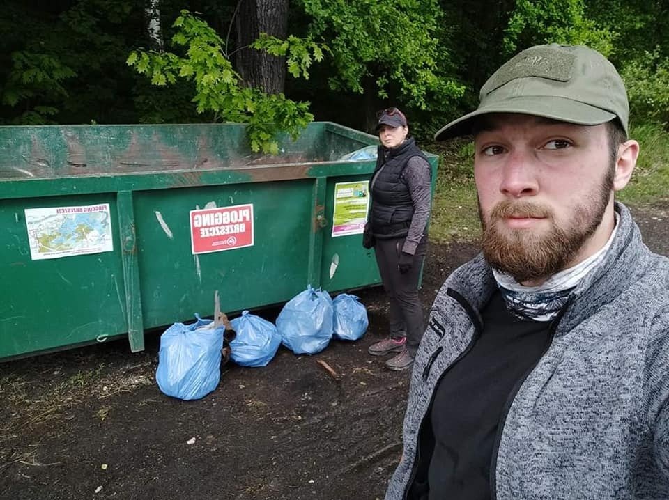 Biegali i zbierali śmieci - FOTO - InfoBrzeszcze.pl
