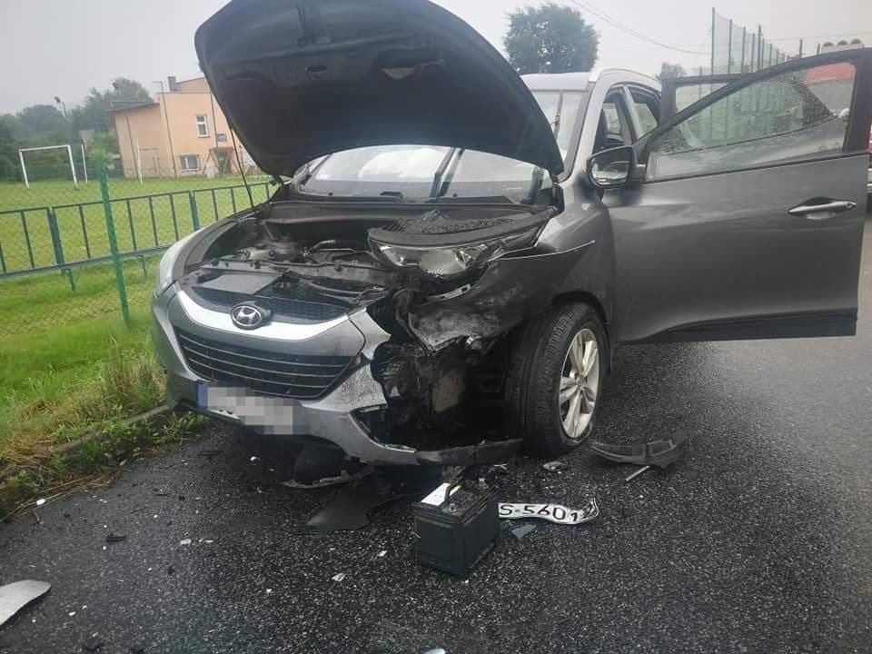 Kolizja drogowa w Skidziniu - InfoBrzeszcze.pl