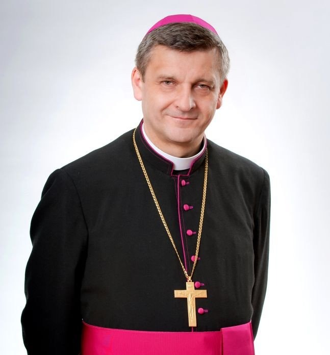 Biskup Roman Pindel zarażony koronawirusem - InfoBrzeszcze.pl