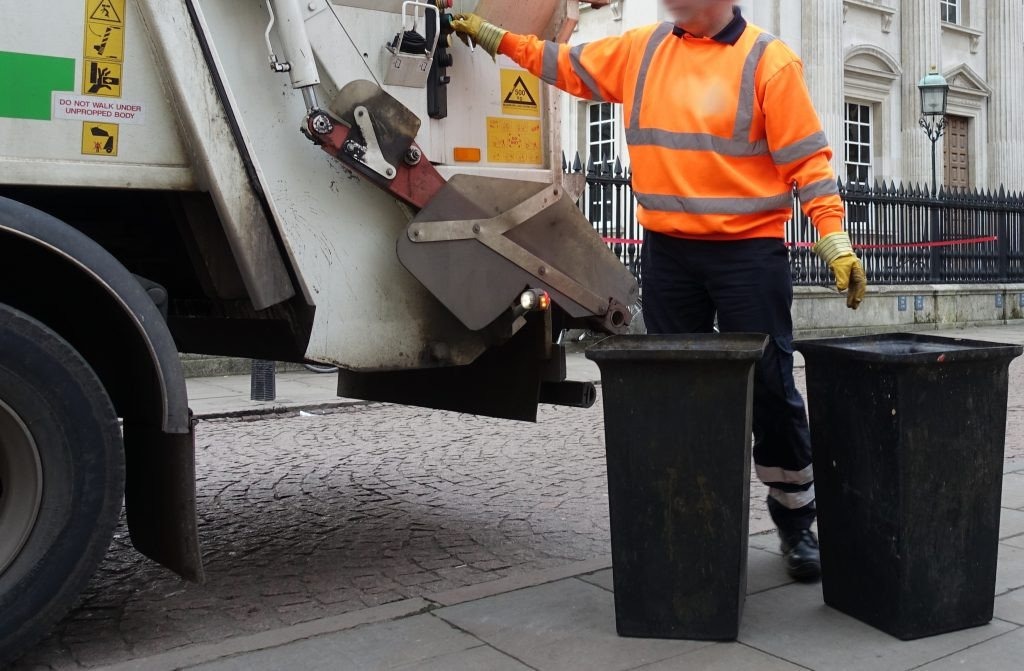 Harmonogram wywozu odpadów w 2021 roku - InfoBrzeszcze.pl