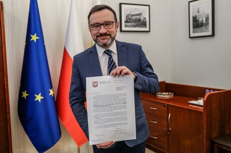 Dla każdej gminy 30 tys. zł - InfoBrzeszcze.pl